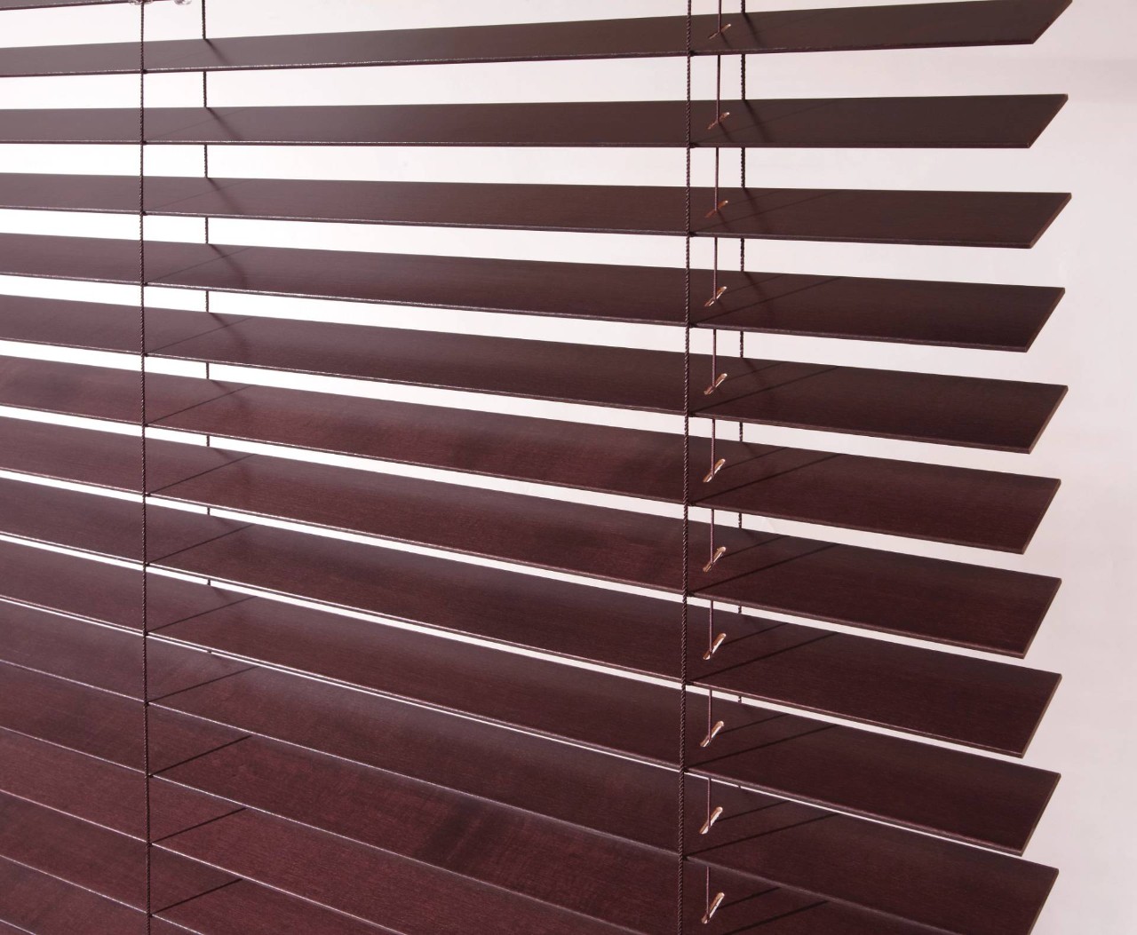 Choose blinds from Hunter Douglas that work as hard as you do. Contact us for office blinds in Burlingame, Los Altos, Menlo Park, and San Carlos, CA.